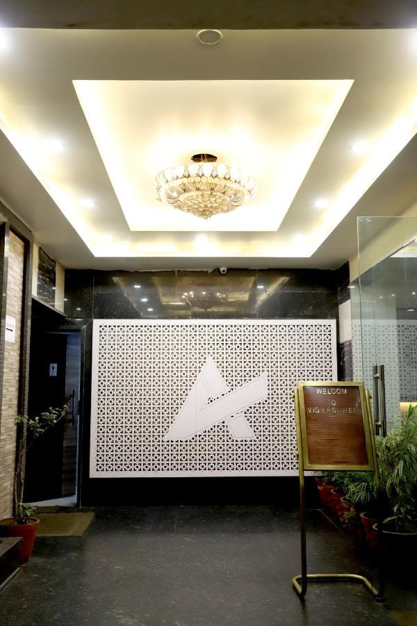 Hotel Blue Pearl Bhopal Exteriör bild